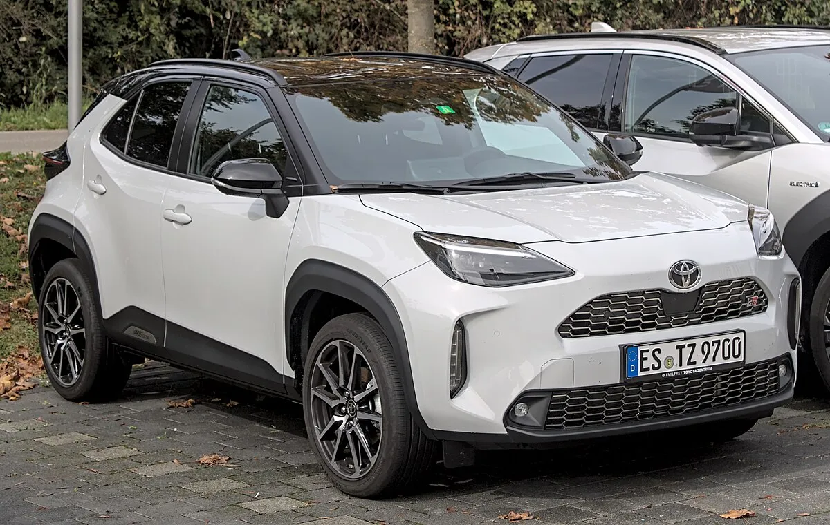 Toyota Yaris 2025 Toyota Yaris E 1.3 AT - Image 10