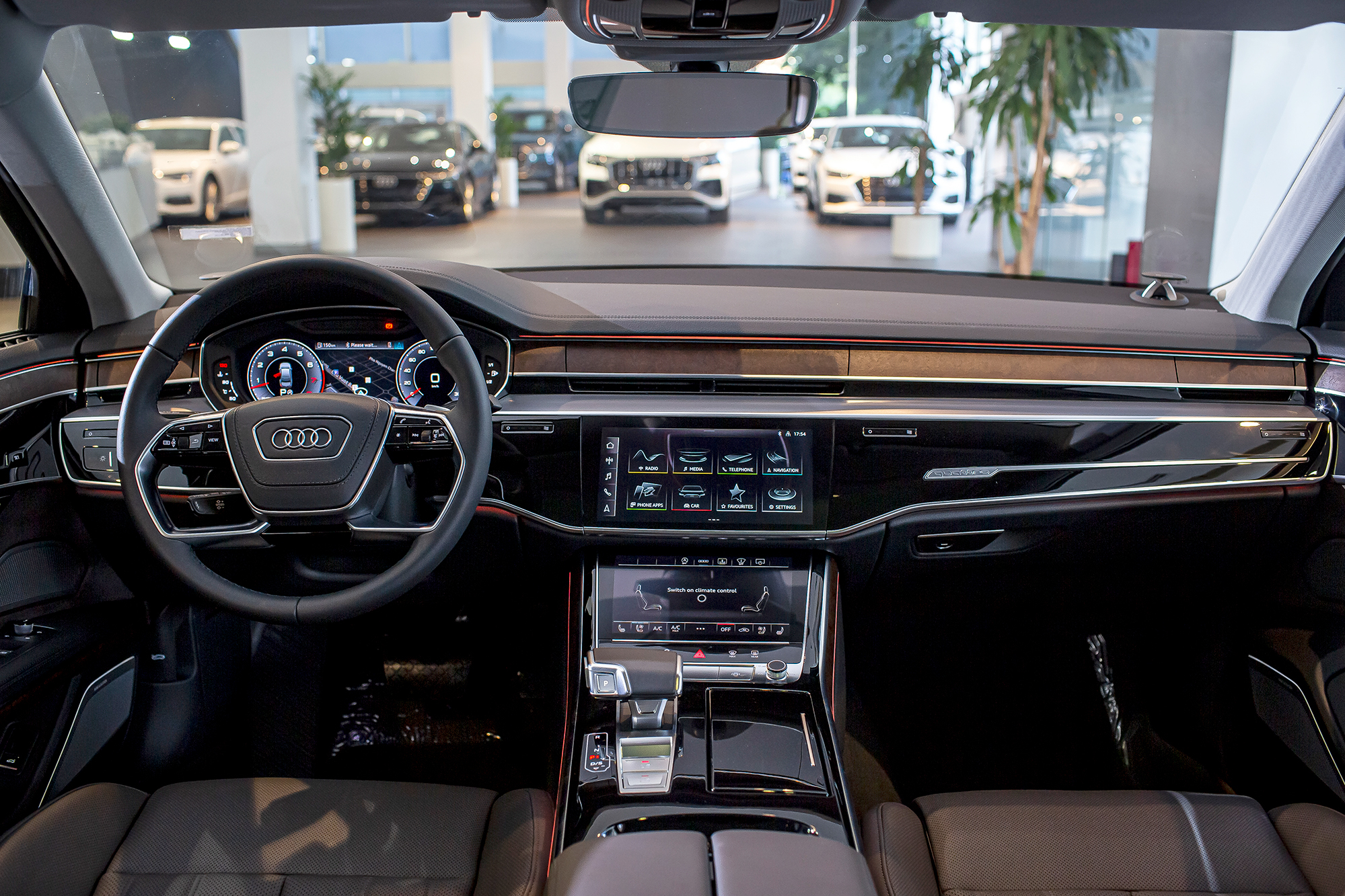 Audi A8L 2022 - Image 7