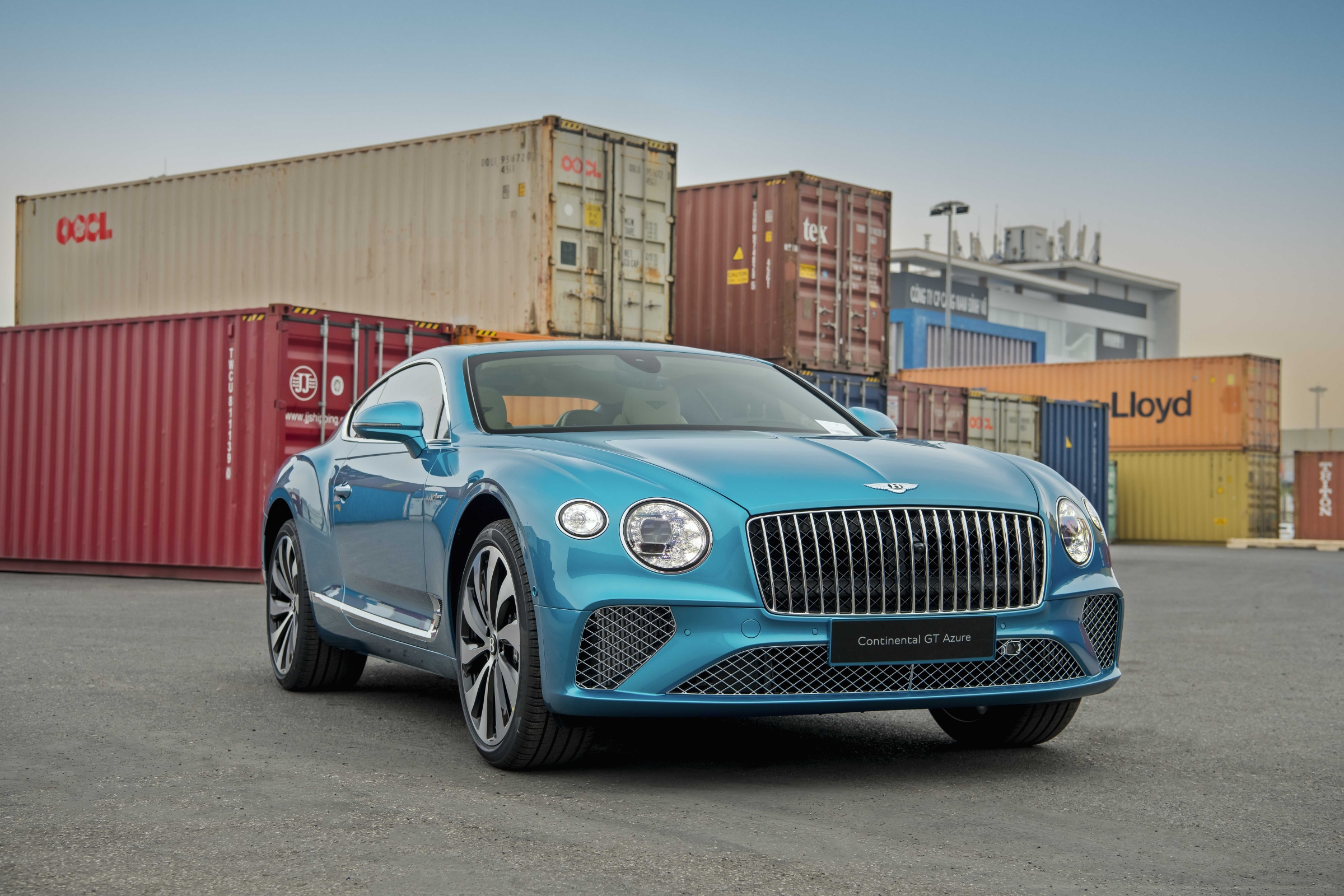 Bentley Continental 2023 - Image 3