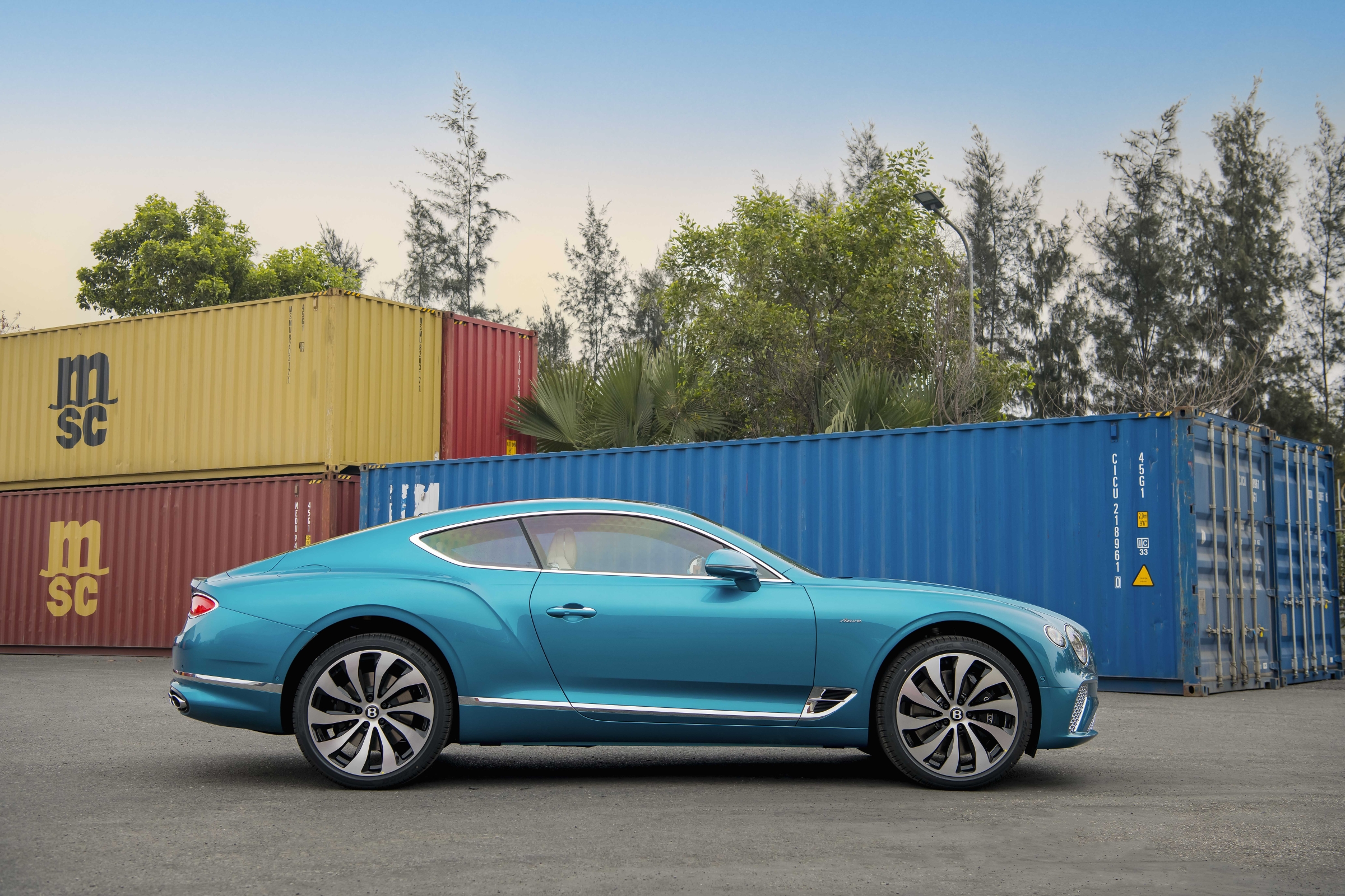 Bentley Continental 2023 - Image 5