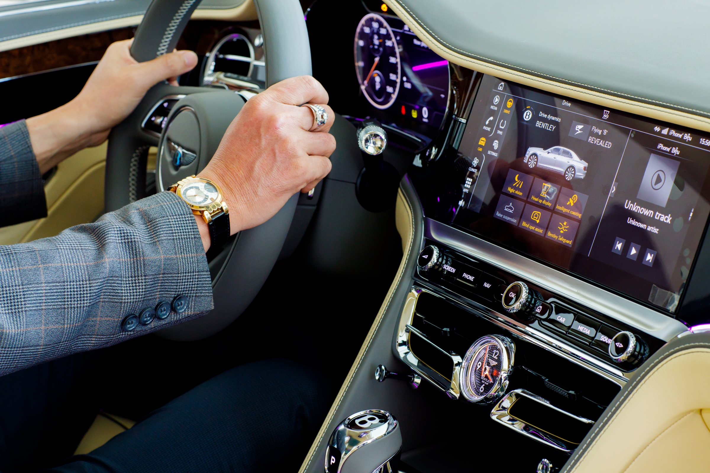 Bentley Flying Spur 2021 - Image 7