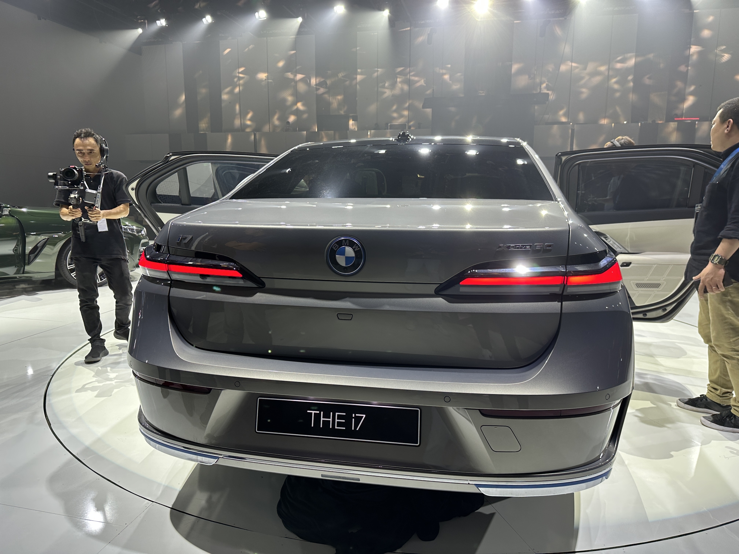 BMW i7 2023 - Image 5
