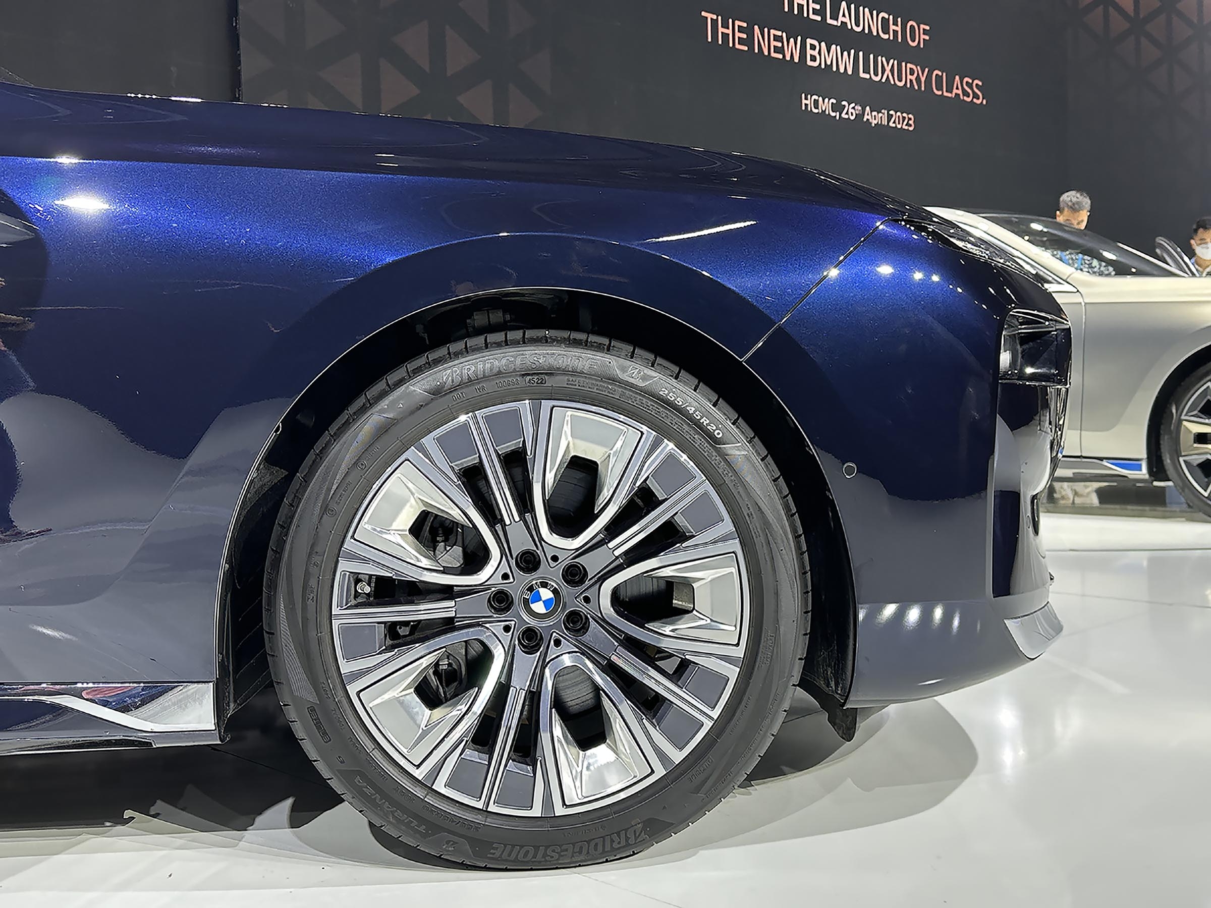 BMW Series 7 2023 - Image 5