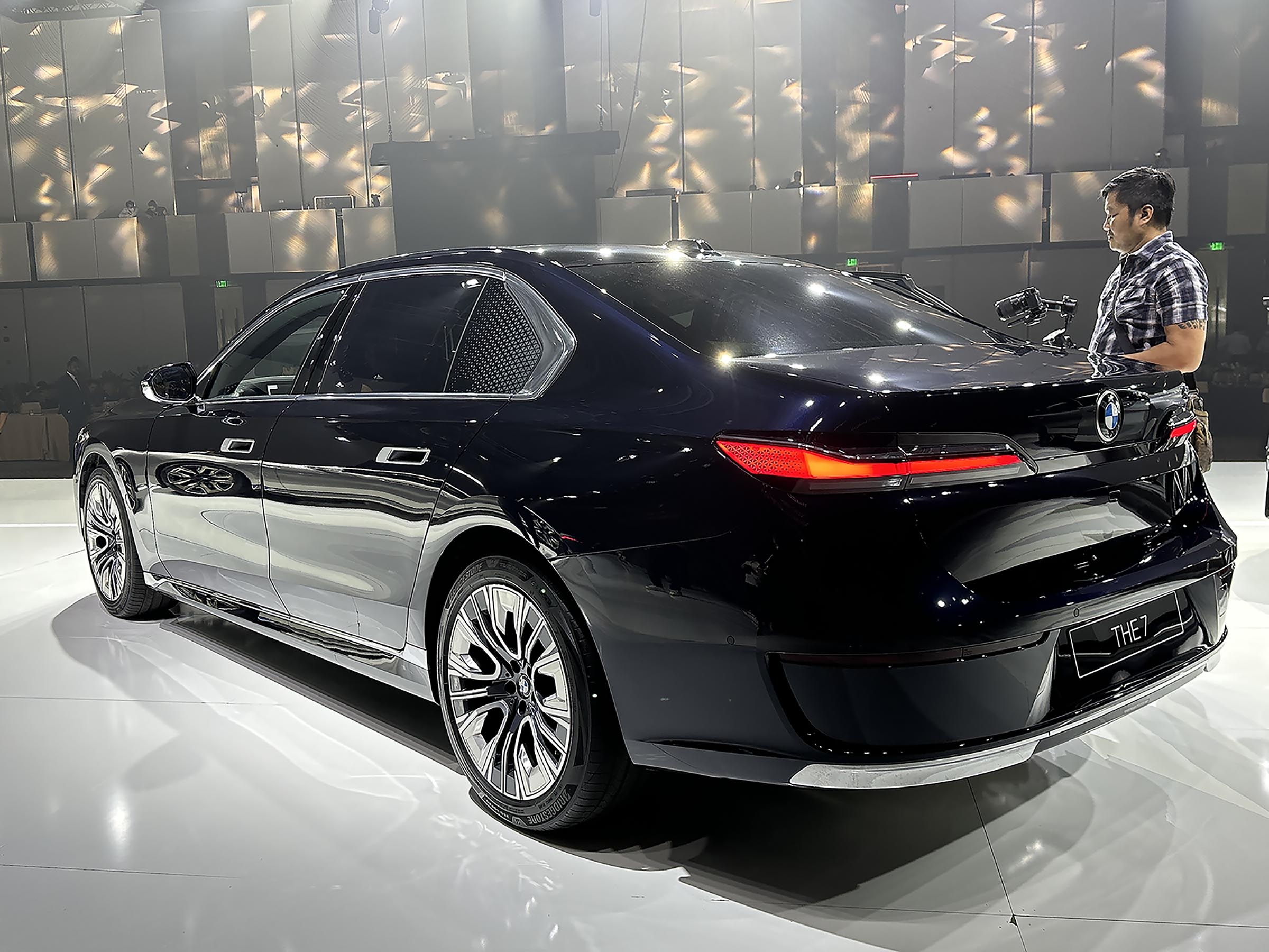 BMW Series 7 2023 - Image 6