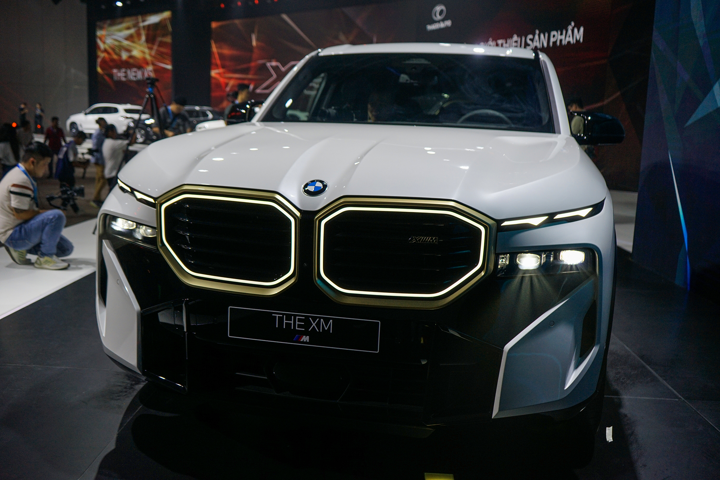 BMW XM 2024 - Image 4