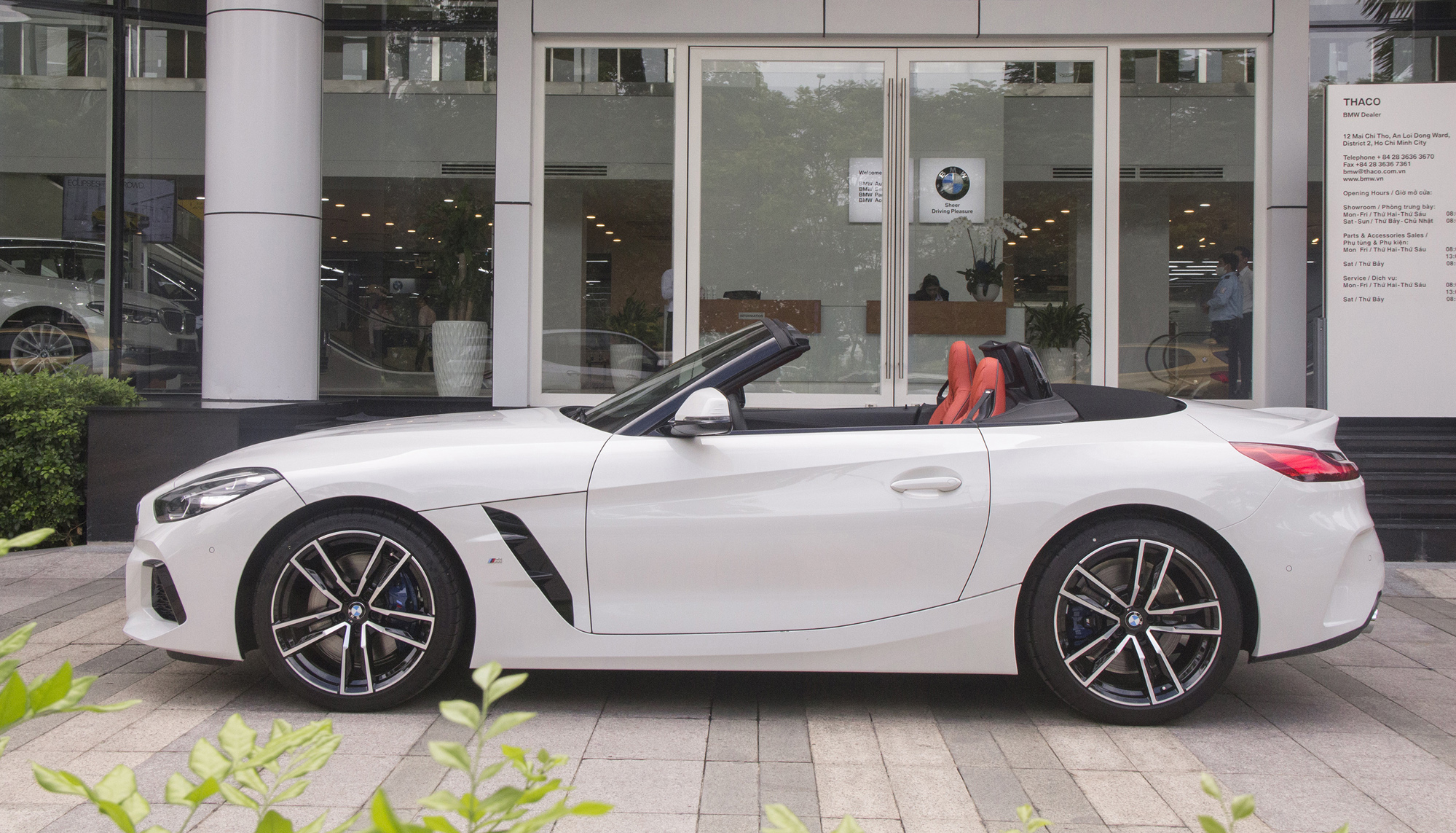 BMW Z4 Roadster 2021 - Image 2