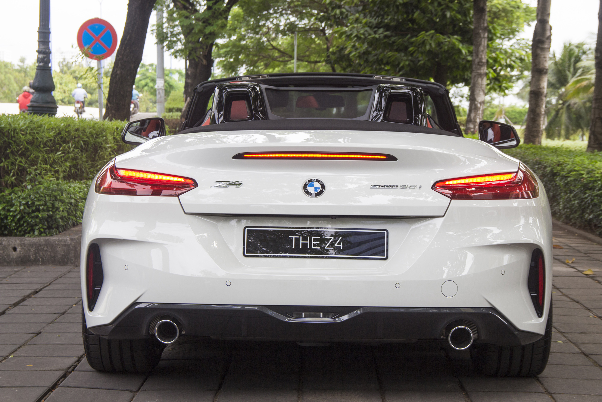 BMW Z4 Roadster 2021 - Image 6