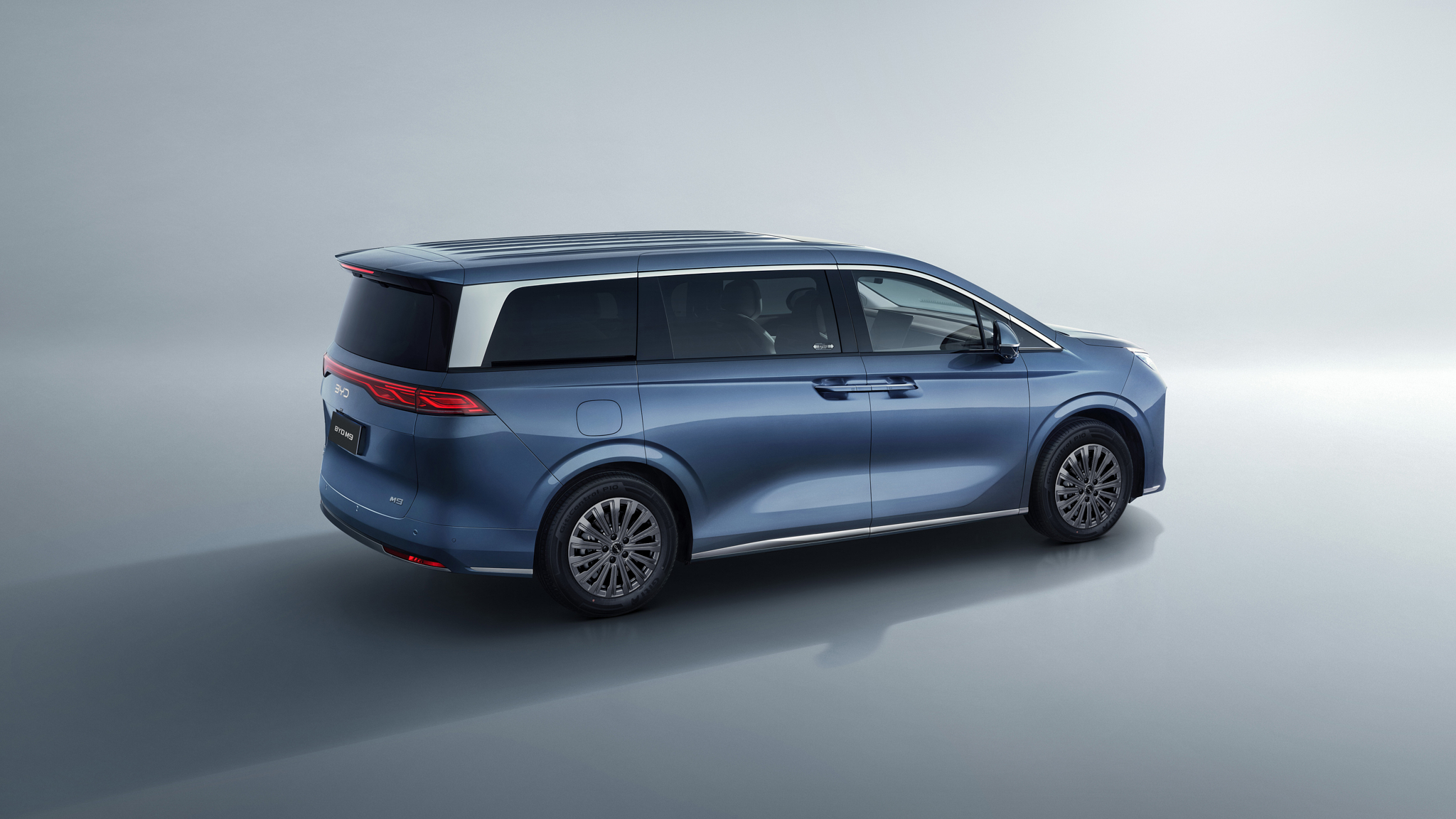 BYD M9 2025 - Image 3