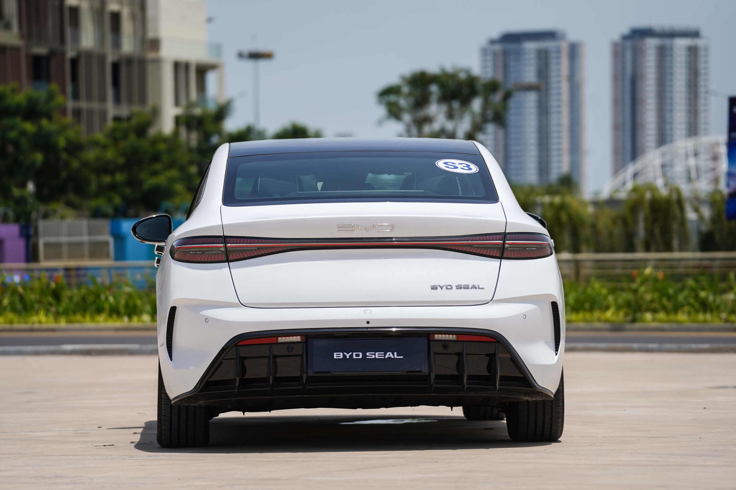 BYD Sealion 8 2025 - Image 2