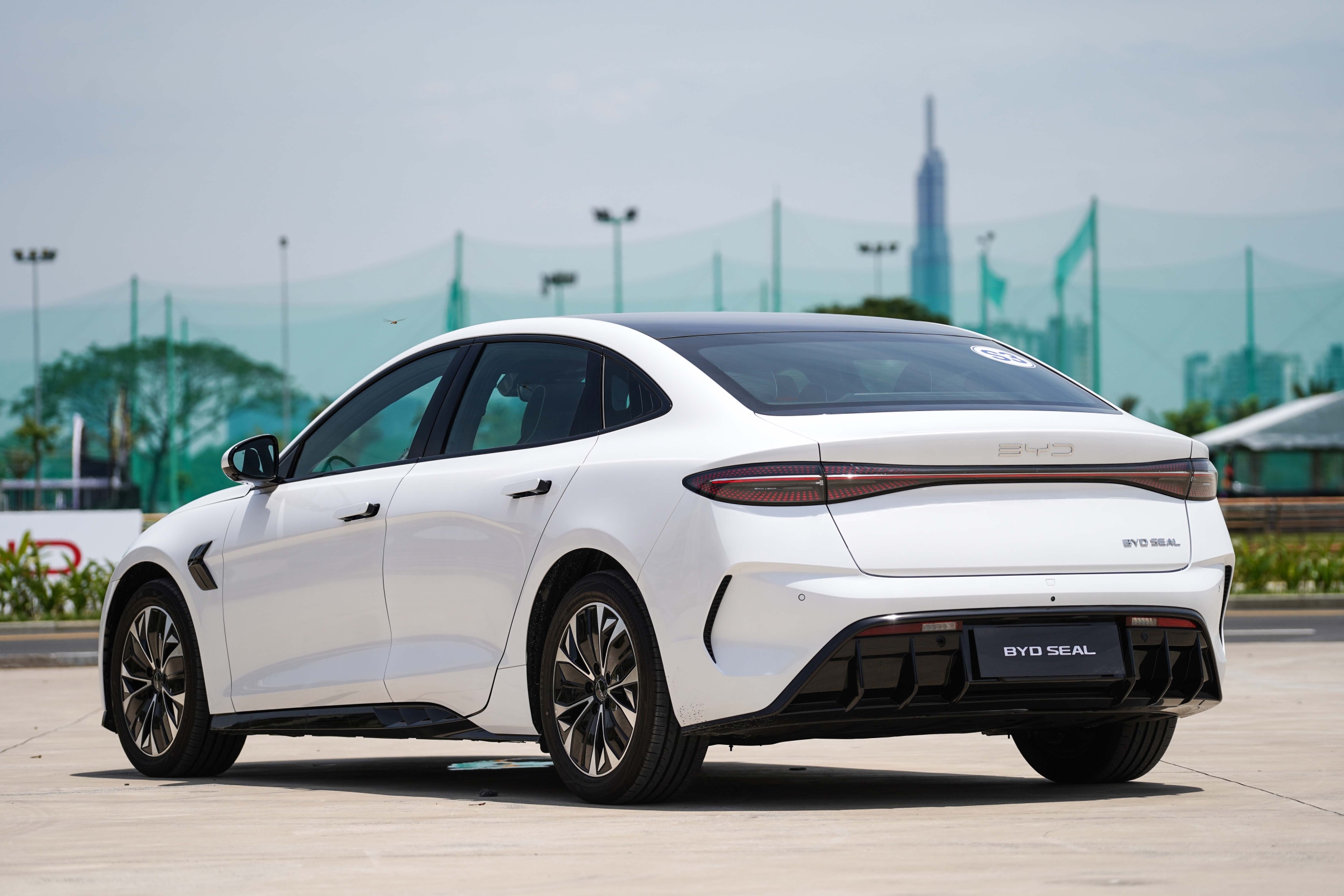 BYD Sealion 8 2025 - Image 3