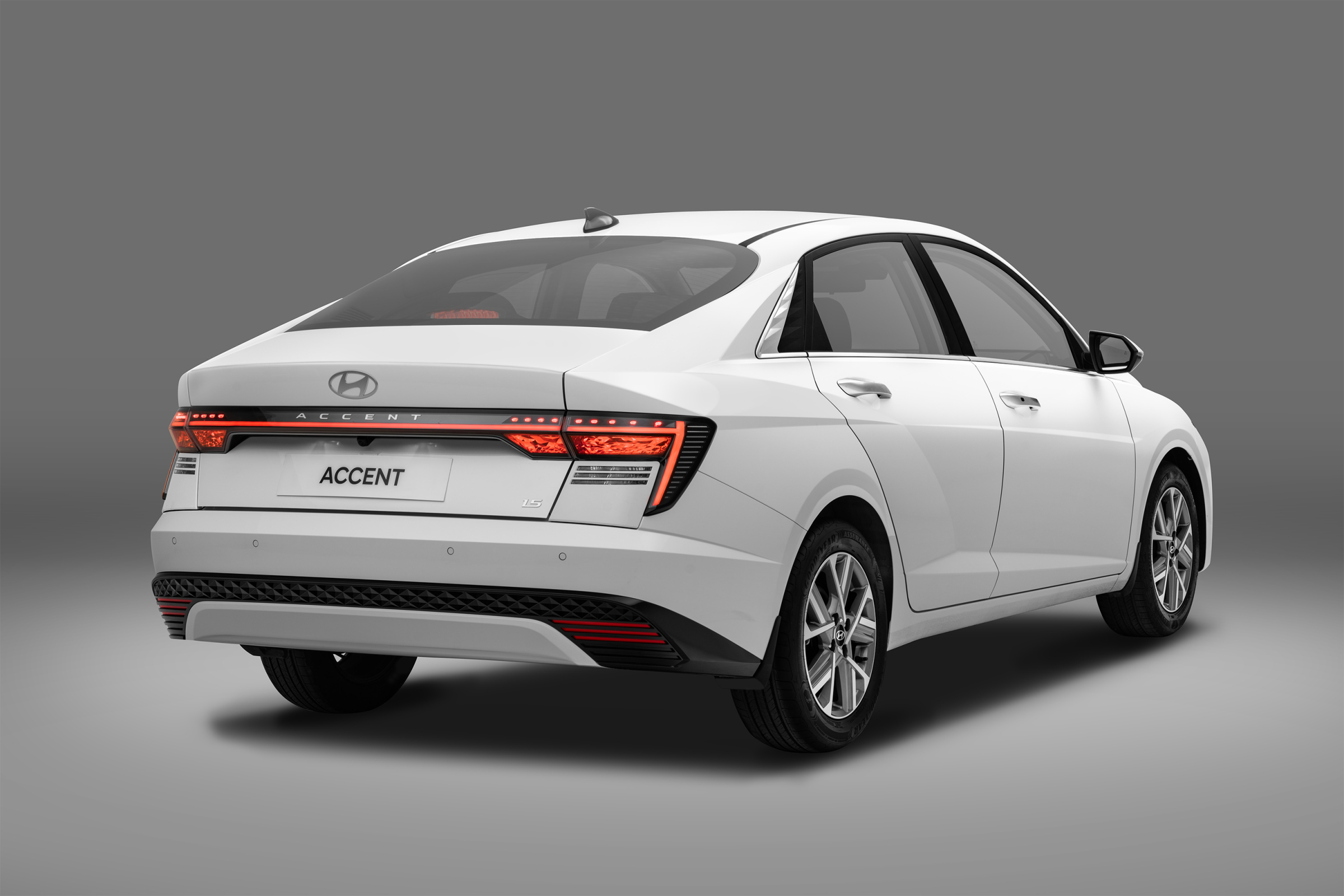 Hyundai Accent 2024 - Image 6