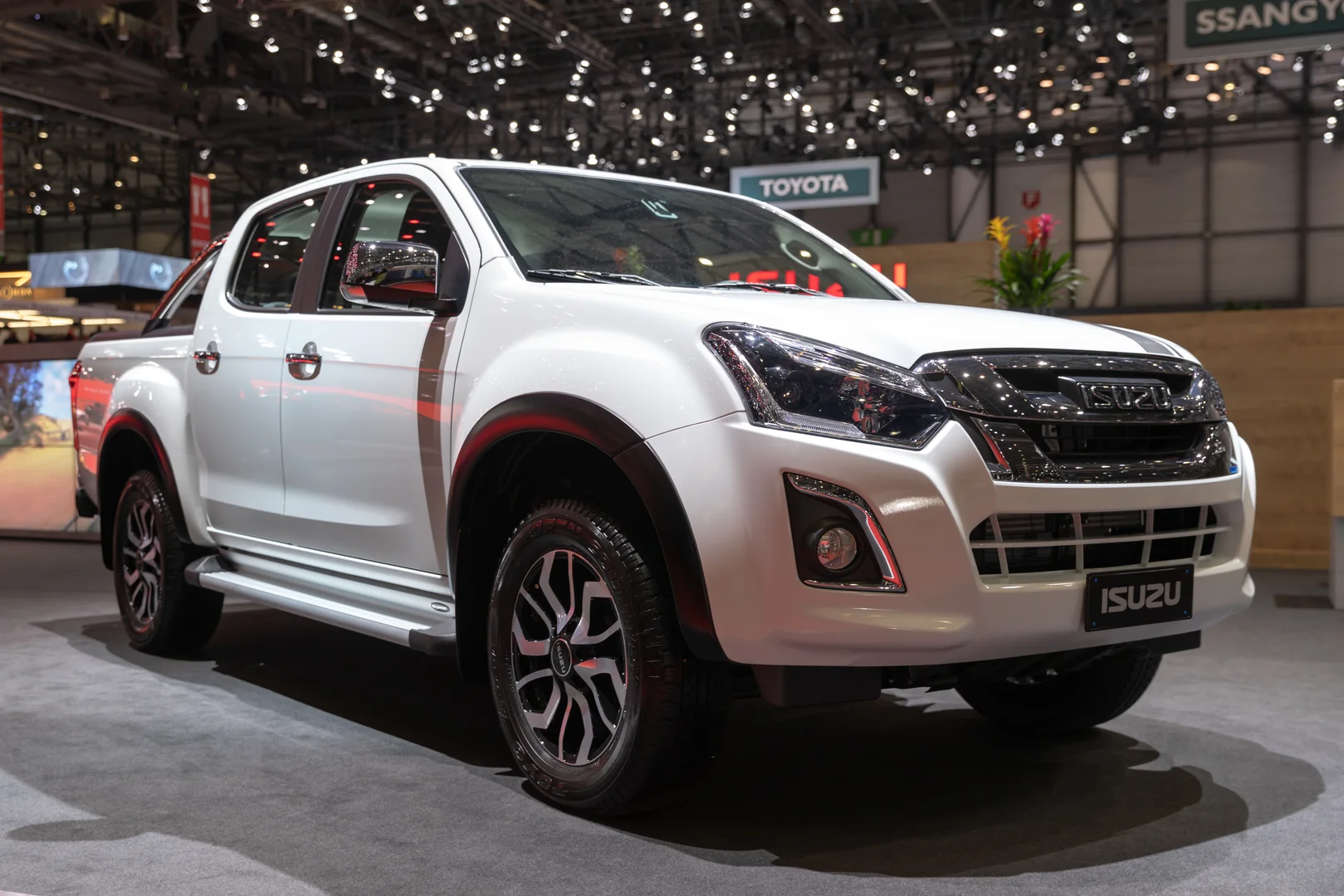 Isuzu D-MAX 2024 exterior