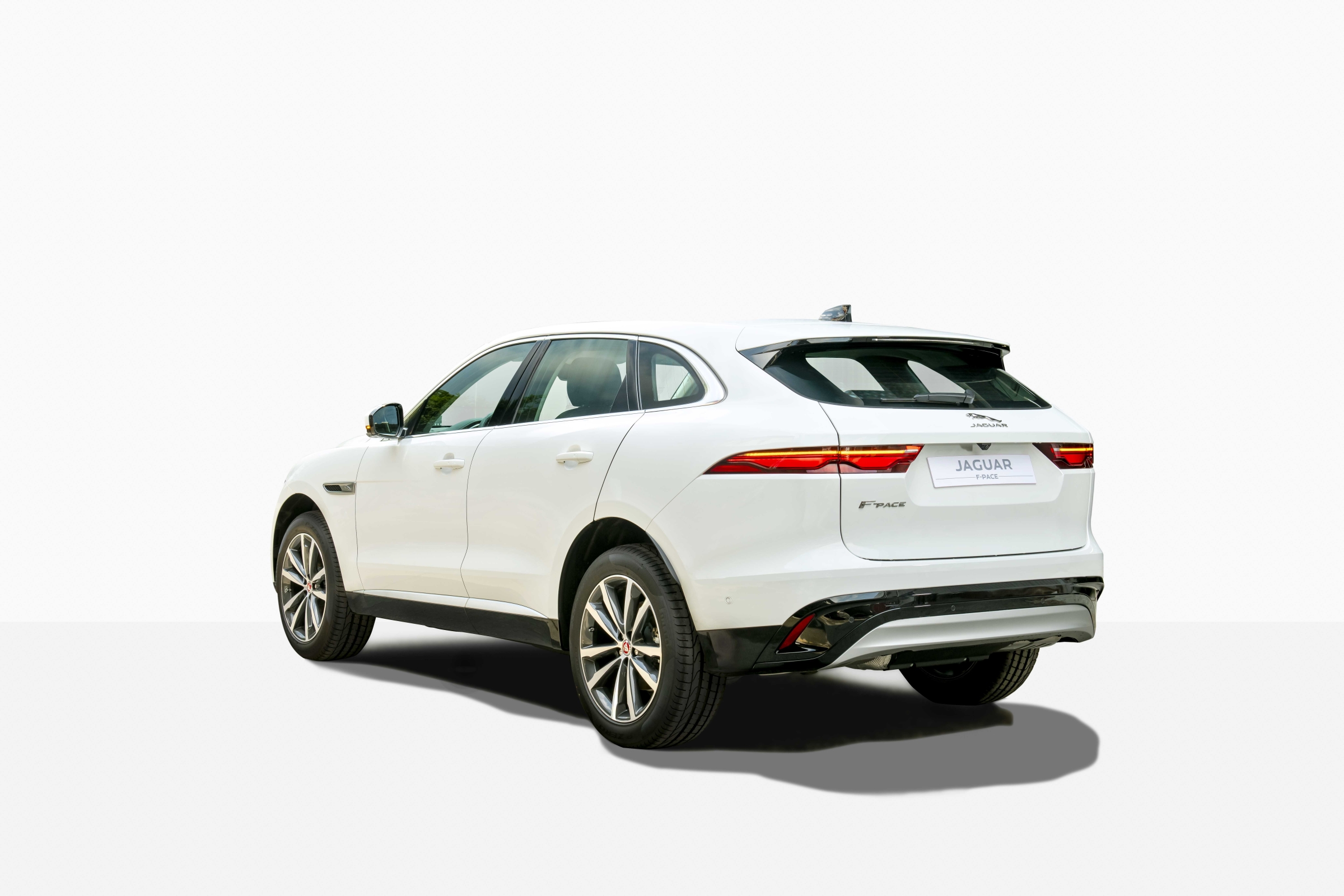 Jaguar F-Pace 2021 - Image 2
