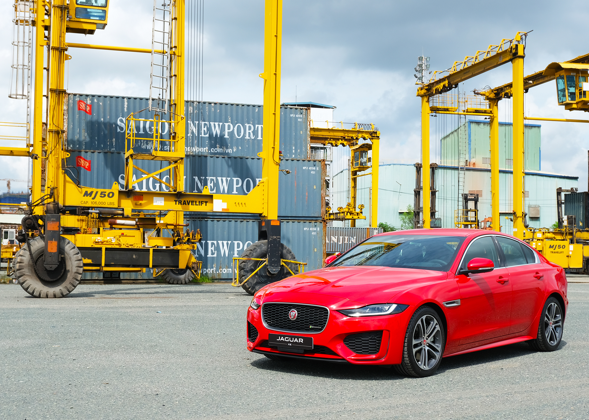 Jaguar XE 2021 - Image 2