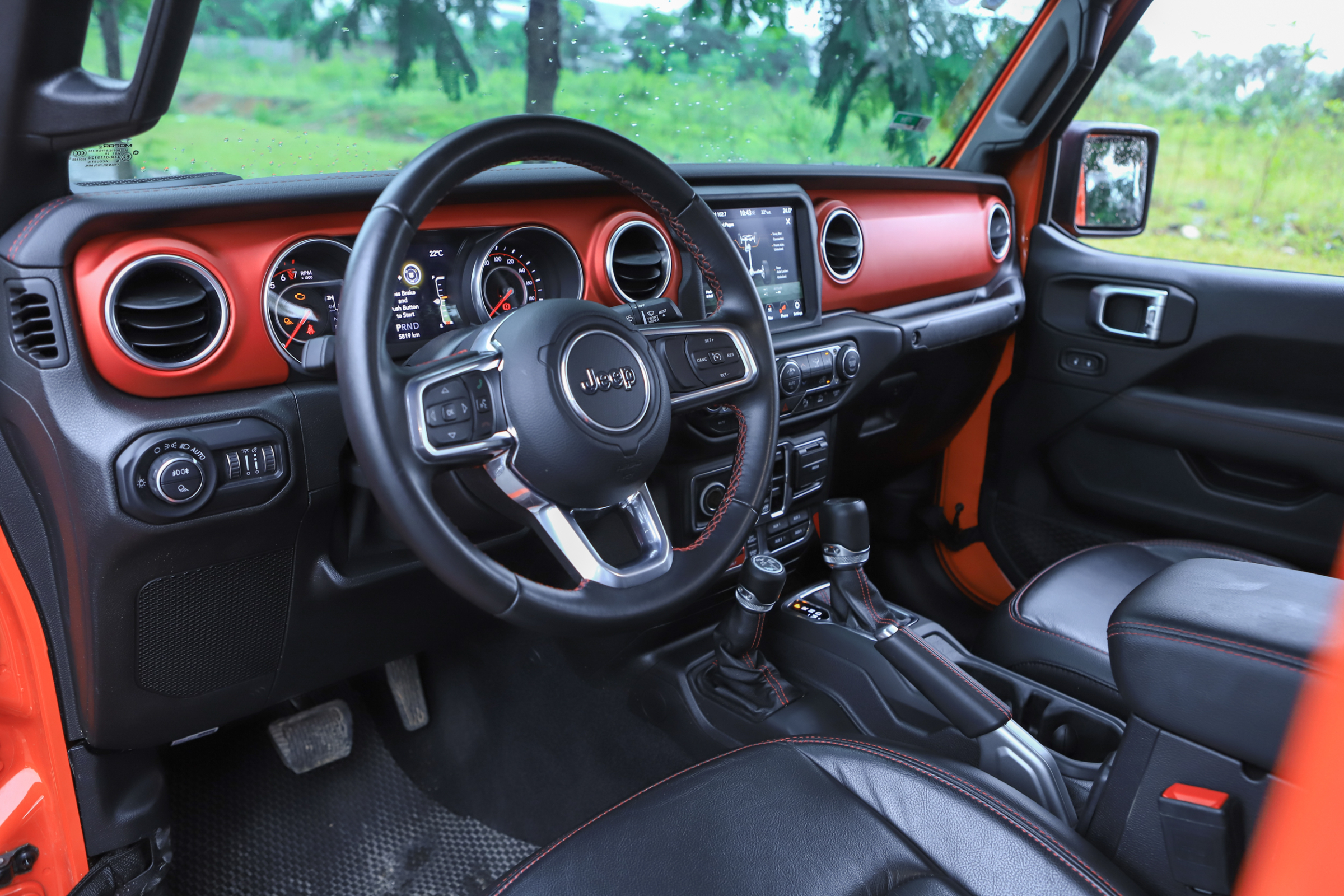Jeep Gladiator 2023 - Image 6