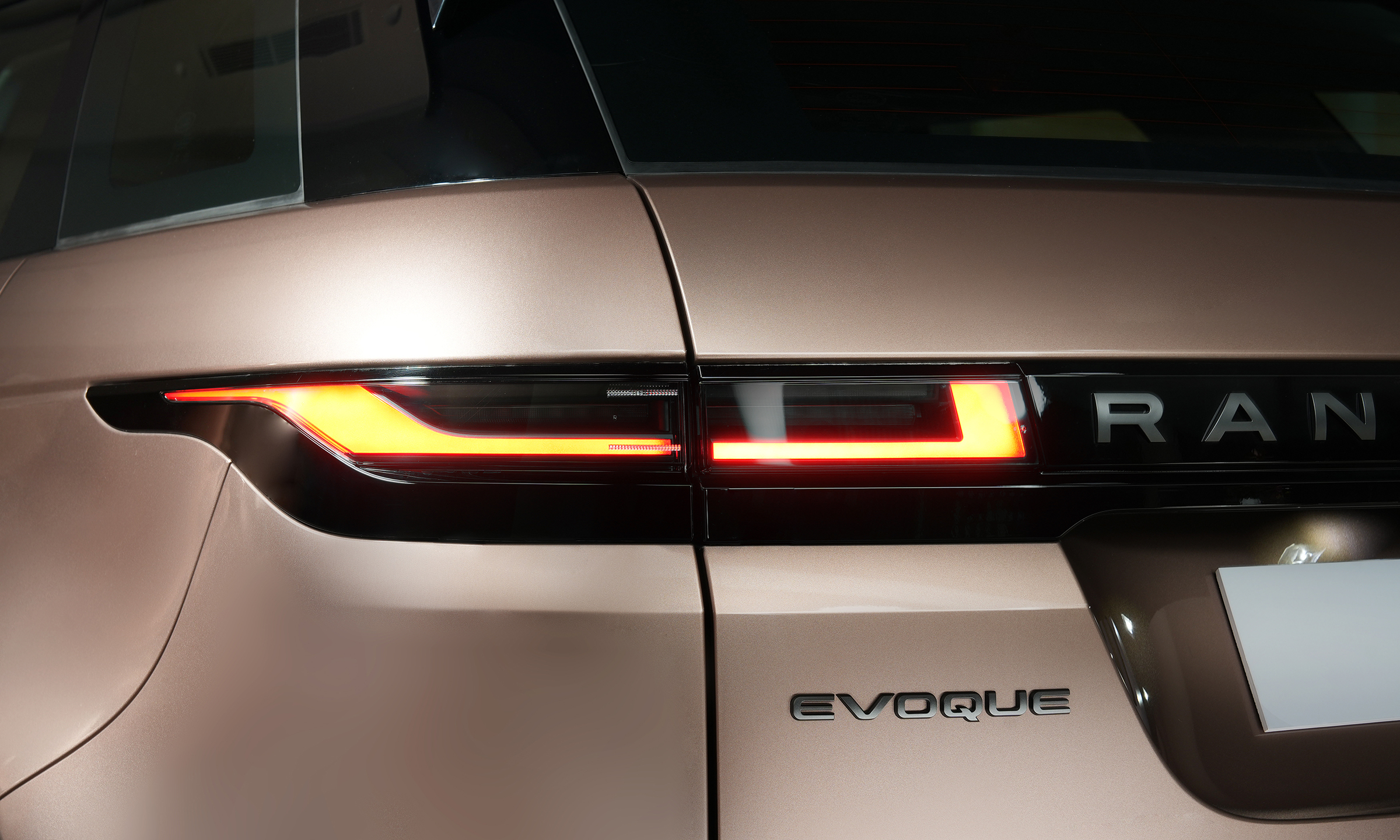 Land Rover Range Rover Evoque 2025 - Image 7