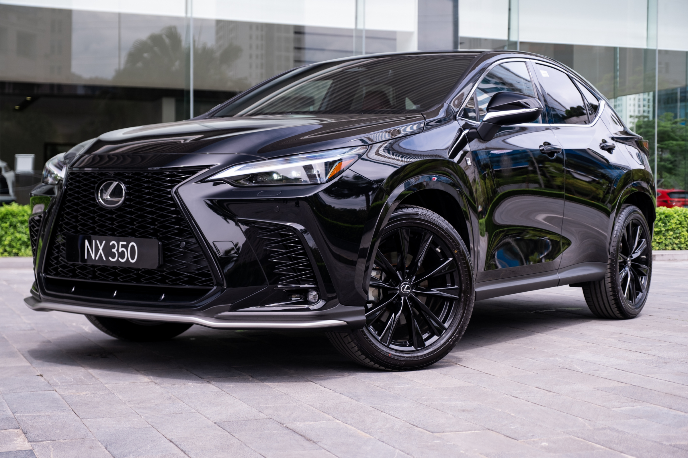 Lexus NX 2022 - Image 2