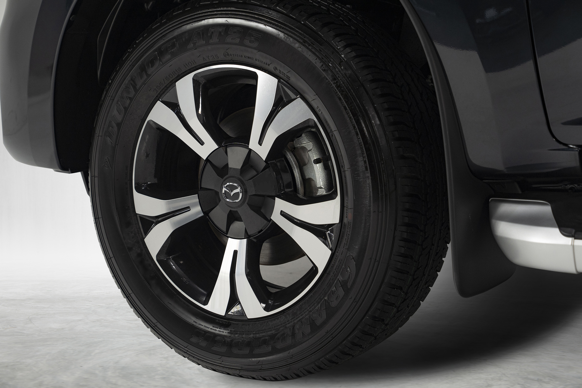 Mazda BT-50 2021 - Image 6