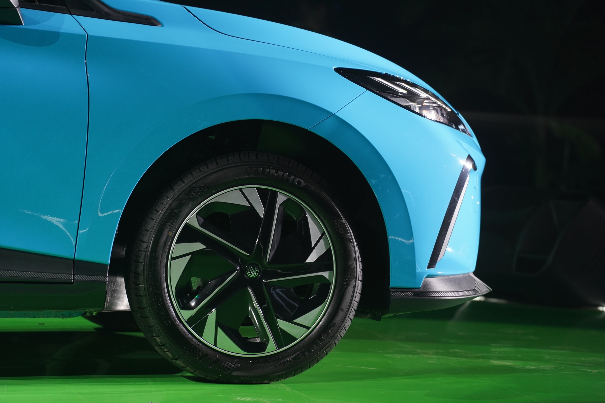 MG MG4 EV 2024 - Image 5