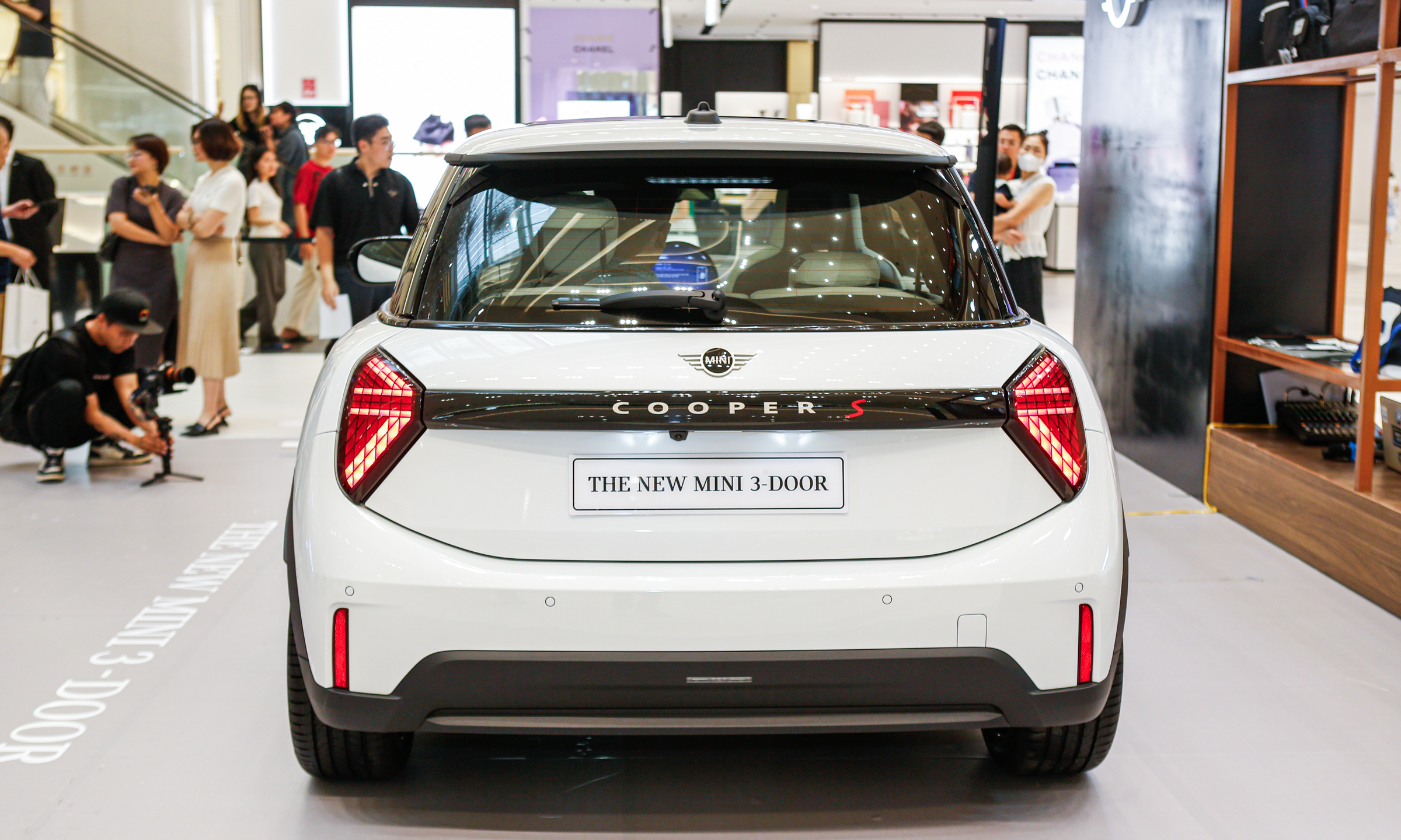 Mini 3 DOOR 2025 - Image 6