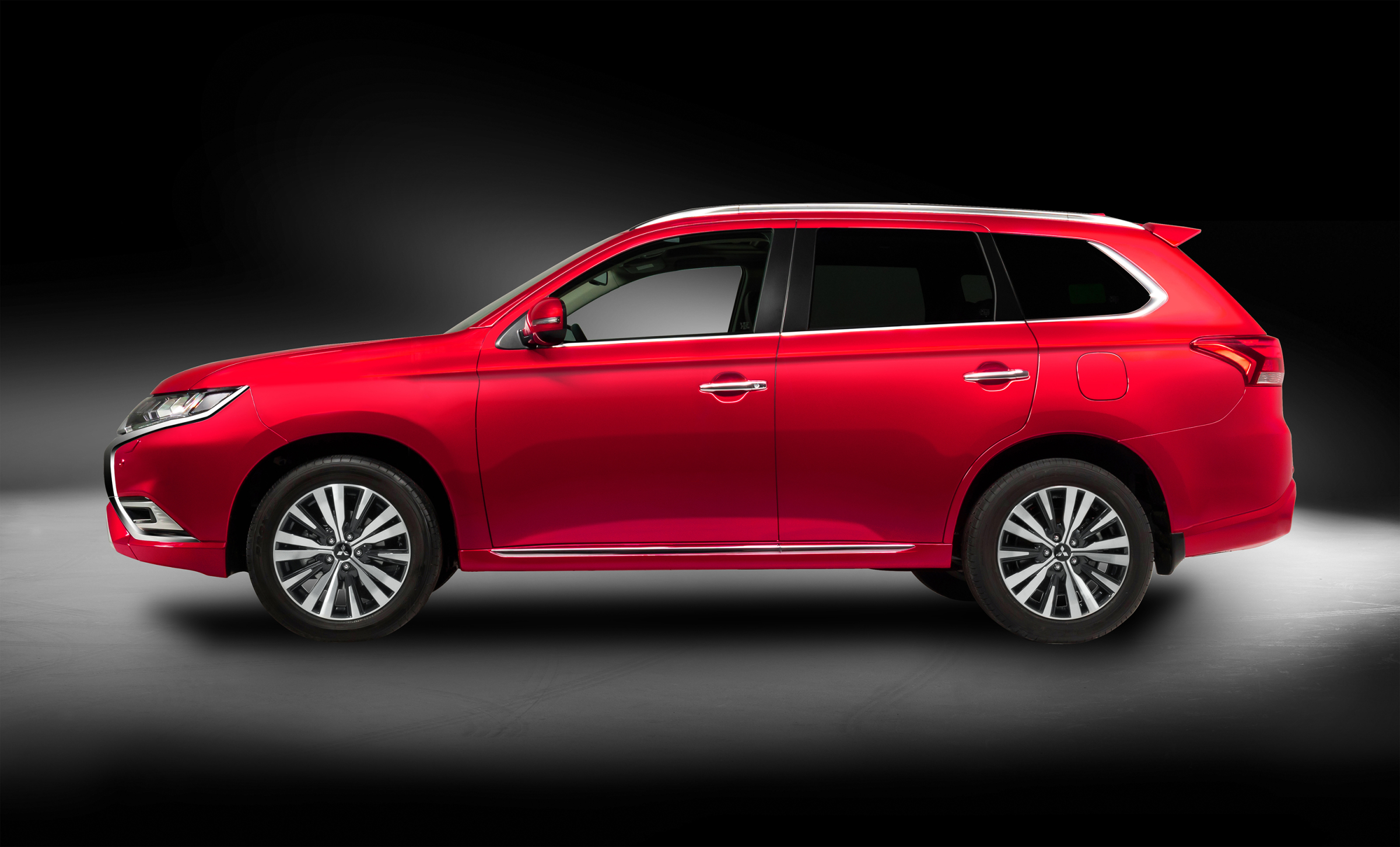 Mitsubishi Outlander 2022 - Image 3