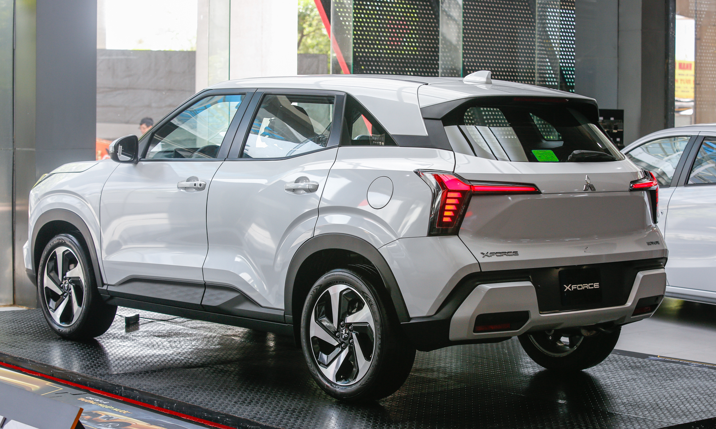 Mitsubishi Xforce GLX 2025 - Image 4