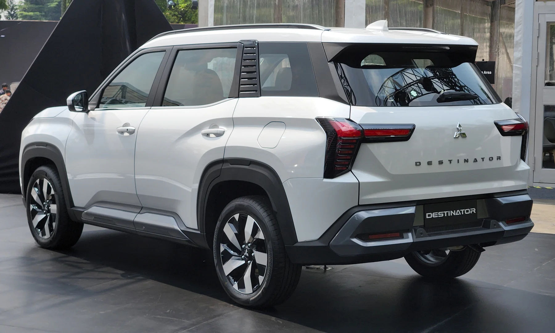 Mitsubishi Destinator 2025 exterior