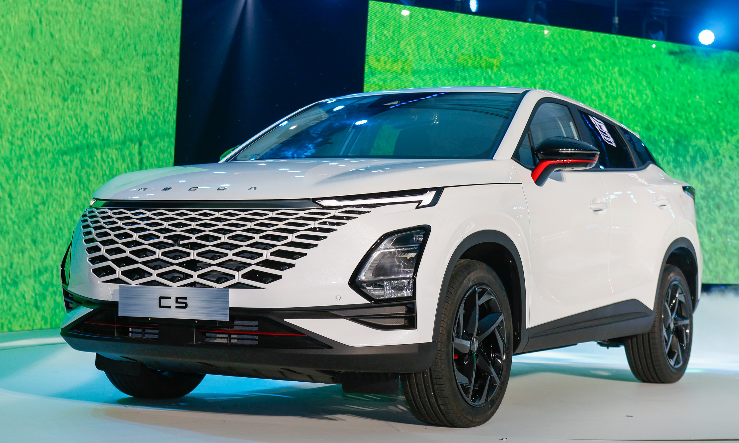 Omoda C5 2024 - Image 2