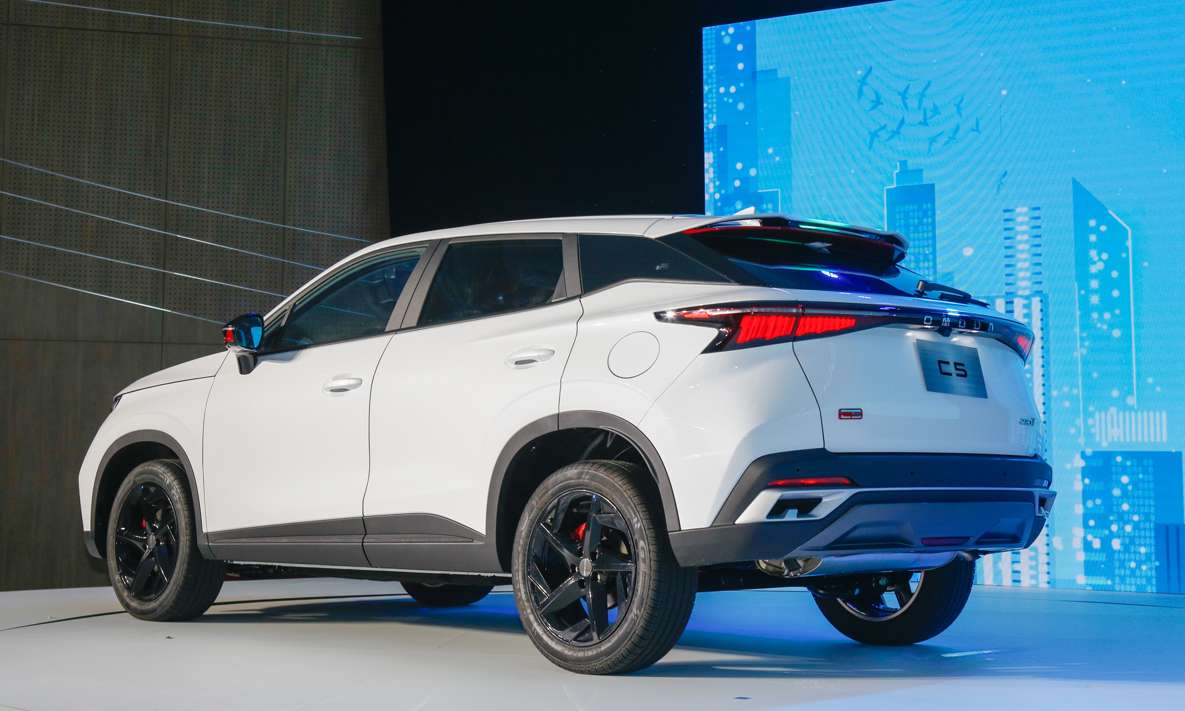 Omoda C5 2024 - Image 4