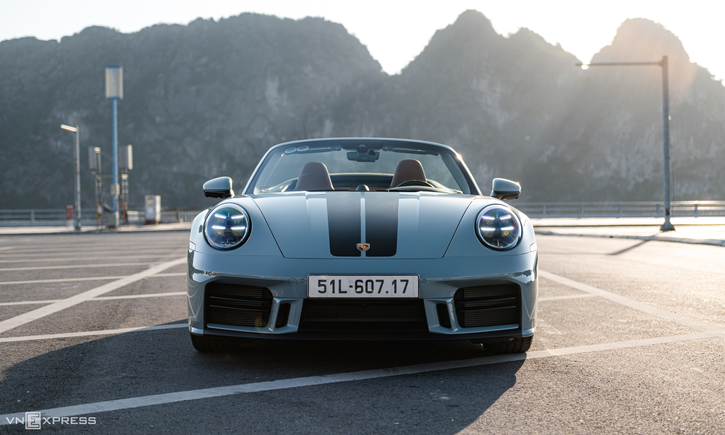 Porsche 911 2025 - Image 2