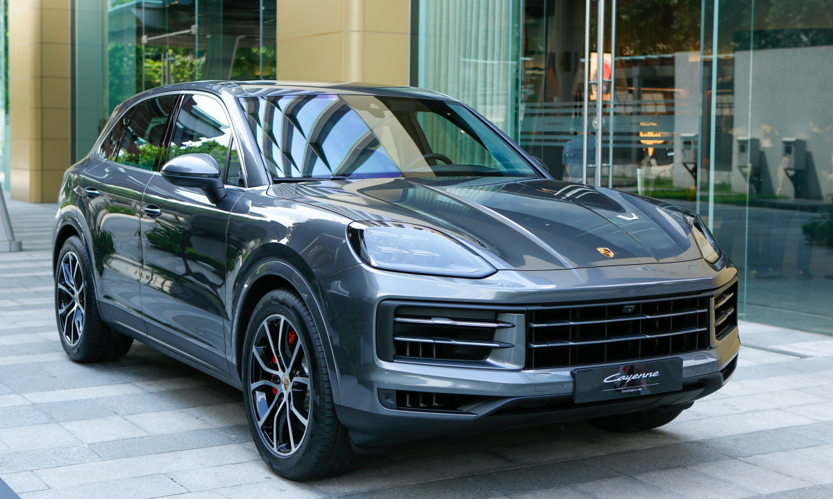 Porsche Cayenne 2023 - Image 2