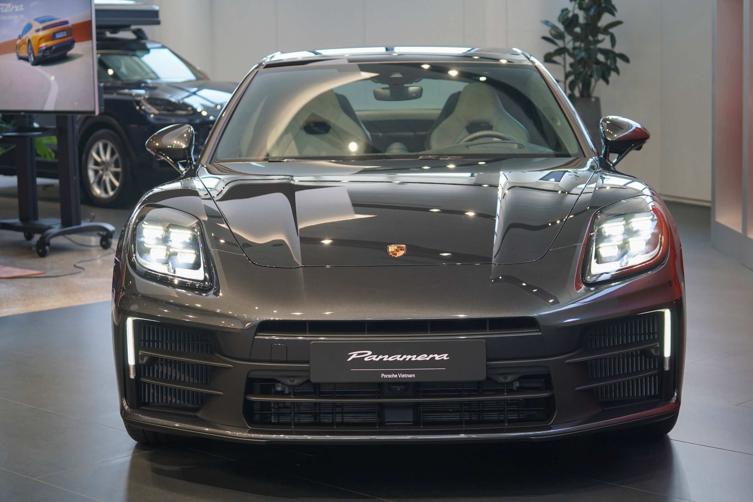 Porsche Panamera 2024 - Image 3