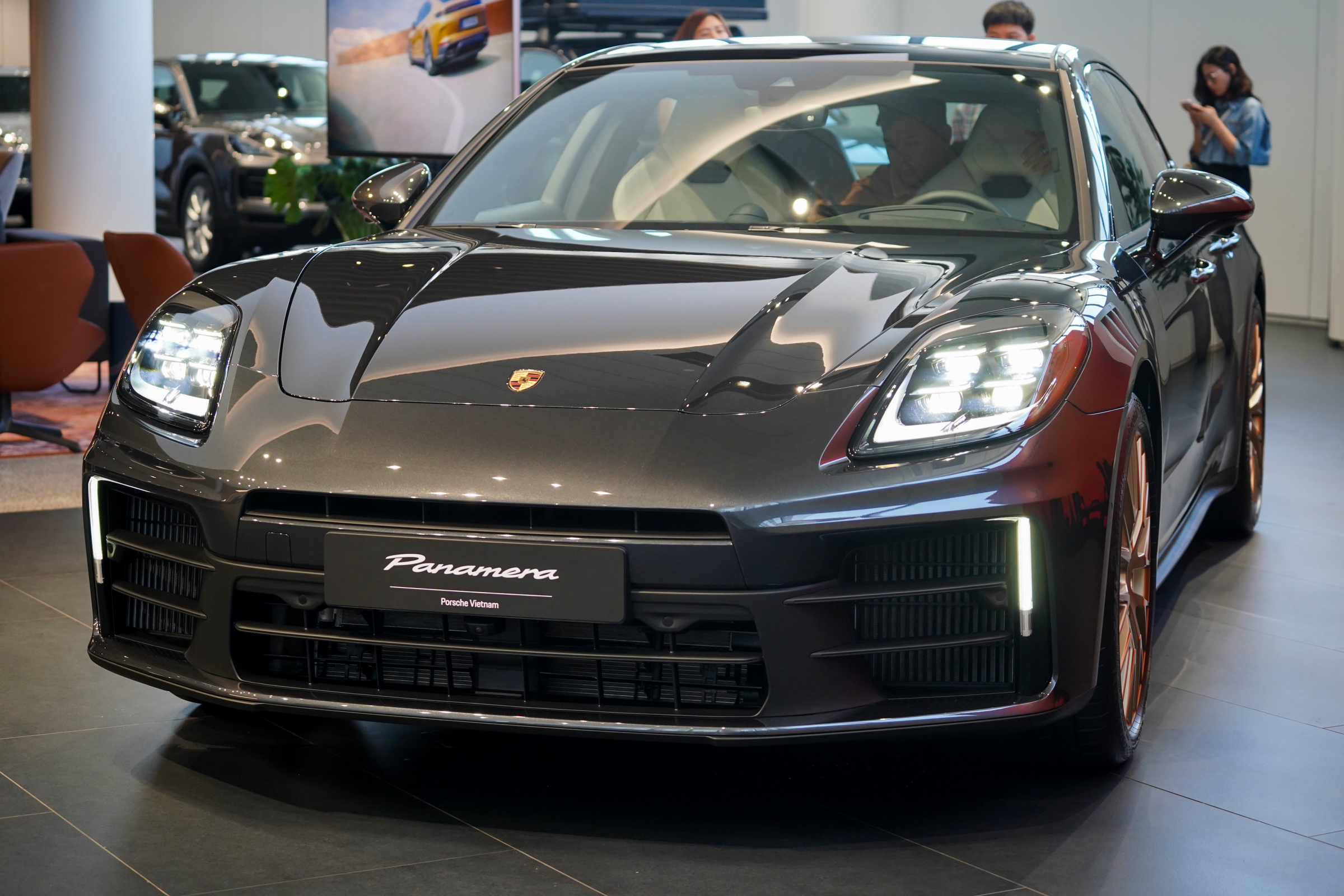 Porsche Panamera 2024 - Image 4