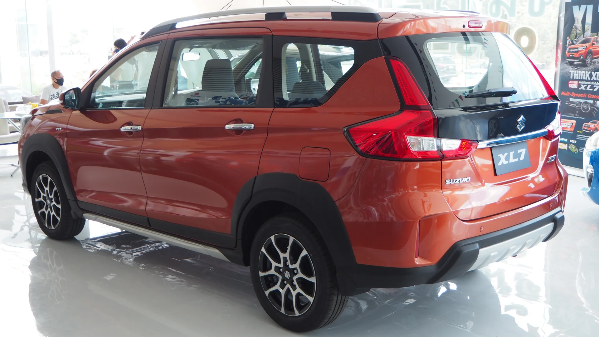 Suzuki XL7 GLX 2025 exterior