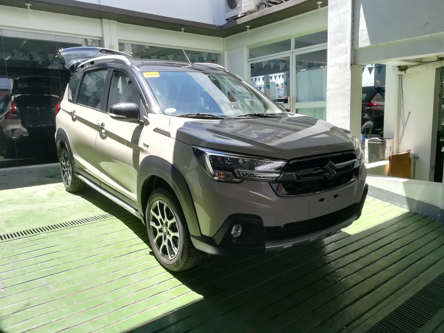 Suzuki XL7 GLX 2025 exterior