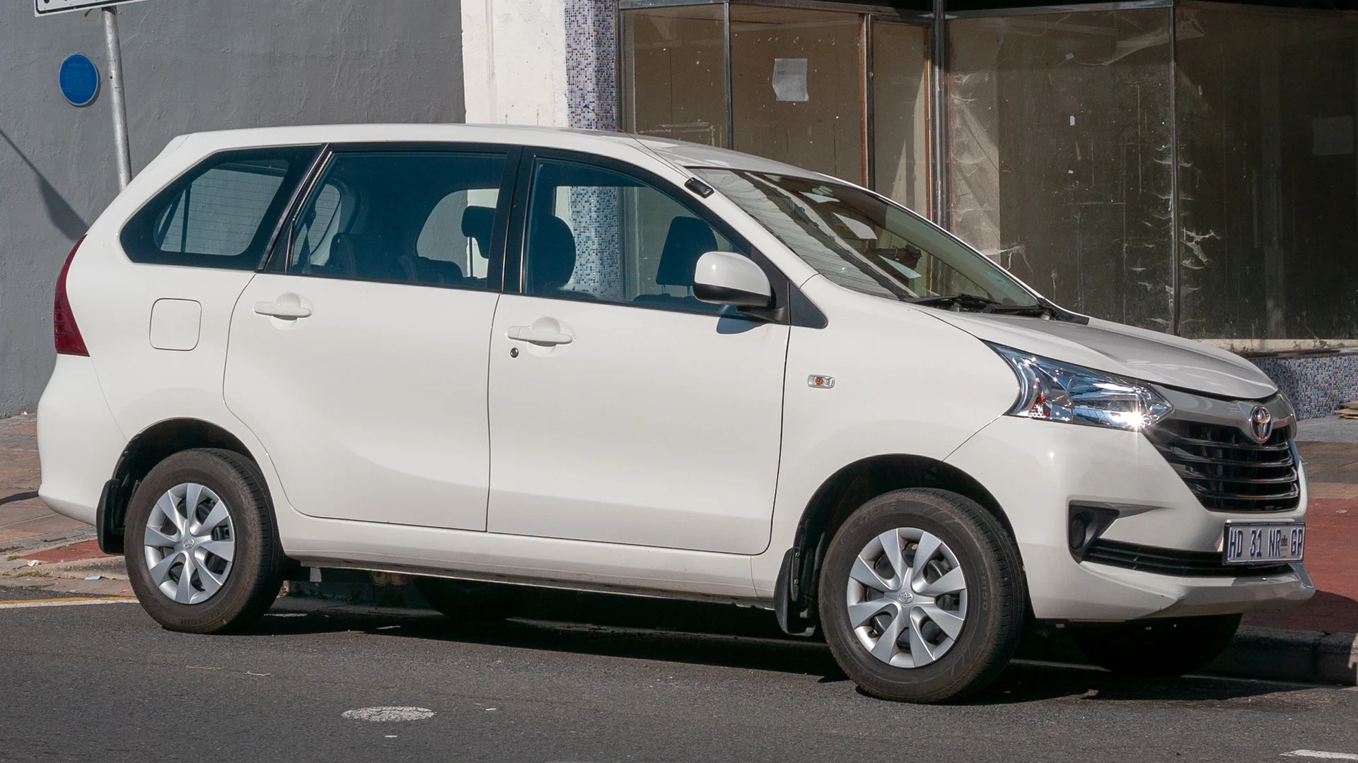 Toyota Avanza Premio 2022 exterior