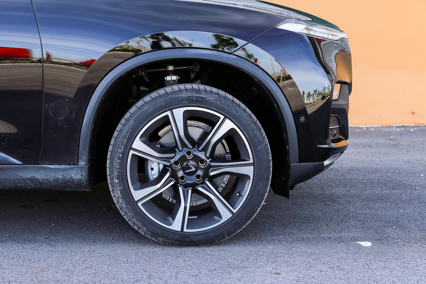 VinFast Lux Sa2 0 2021 - Image 5