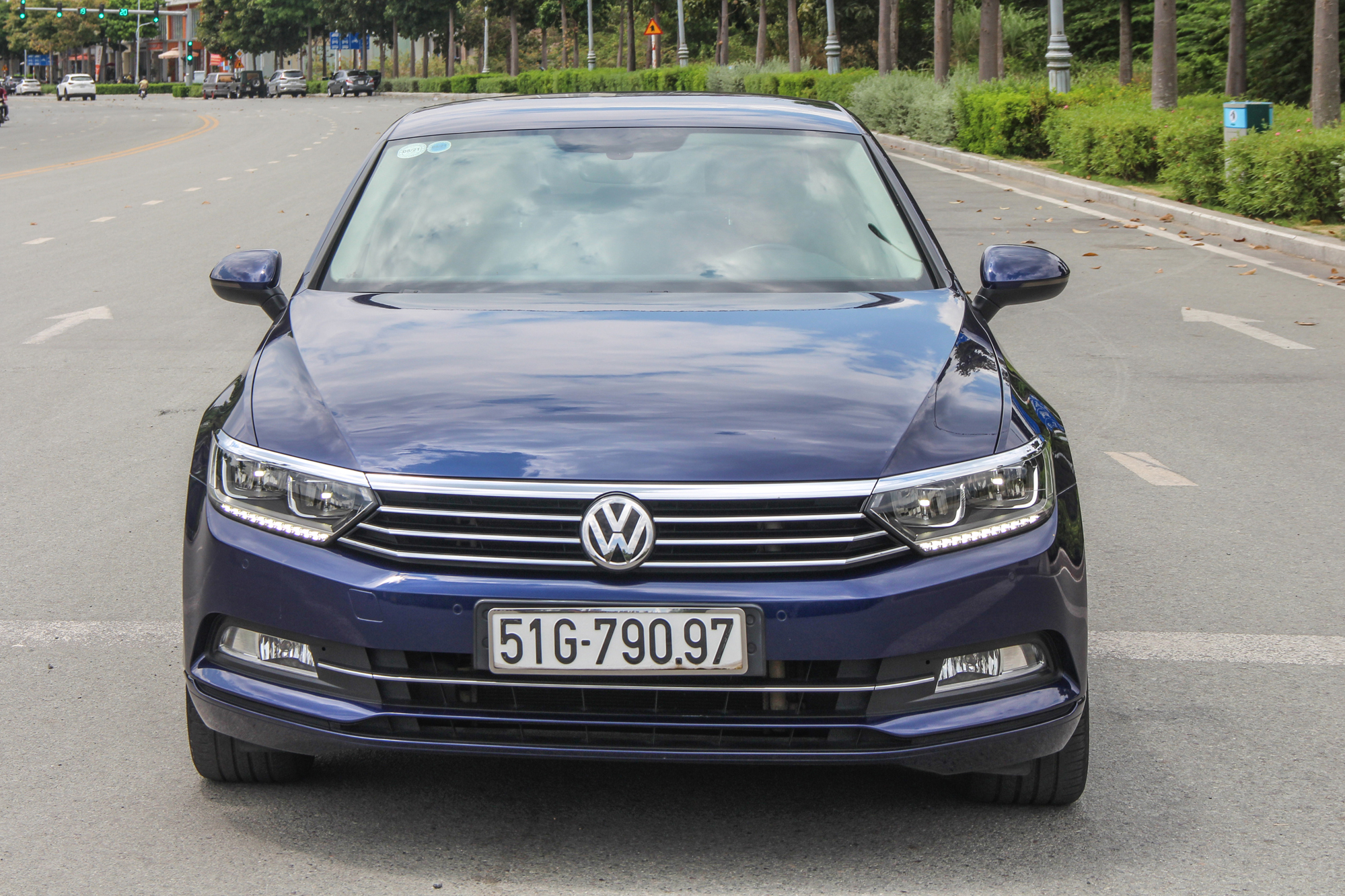 Volkswagen Passat 2019 - Image 3