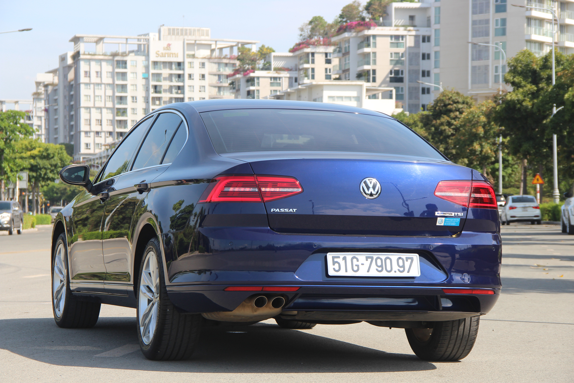 Volkswagen Passat 2019 - Image 7