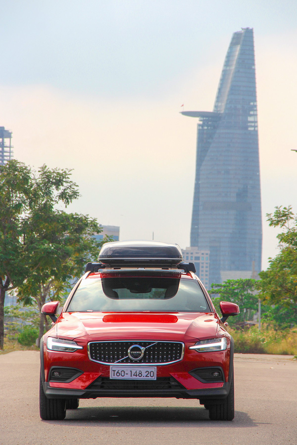 Volvo V60 Cross Country Mild Hybrid 2023 - Image 3