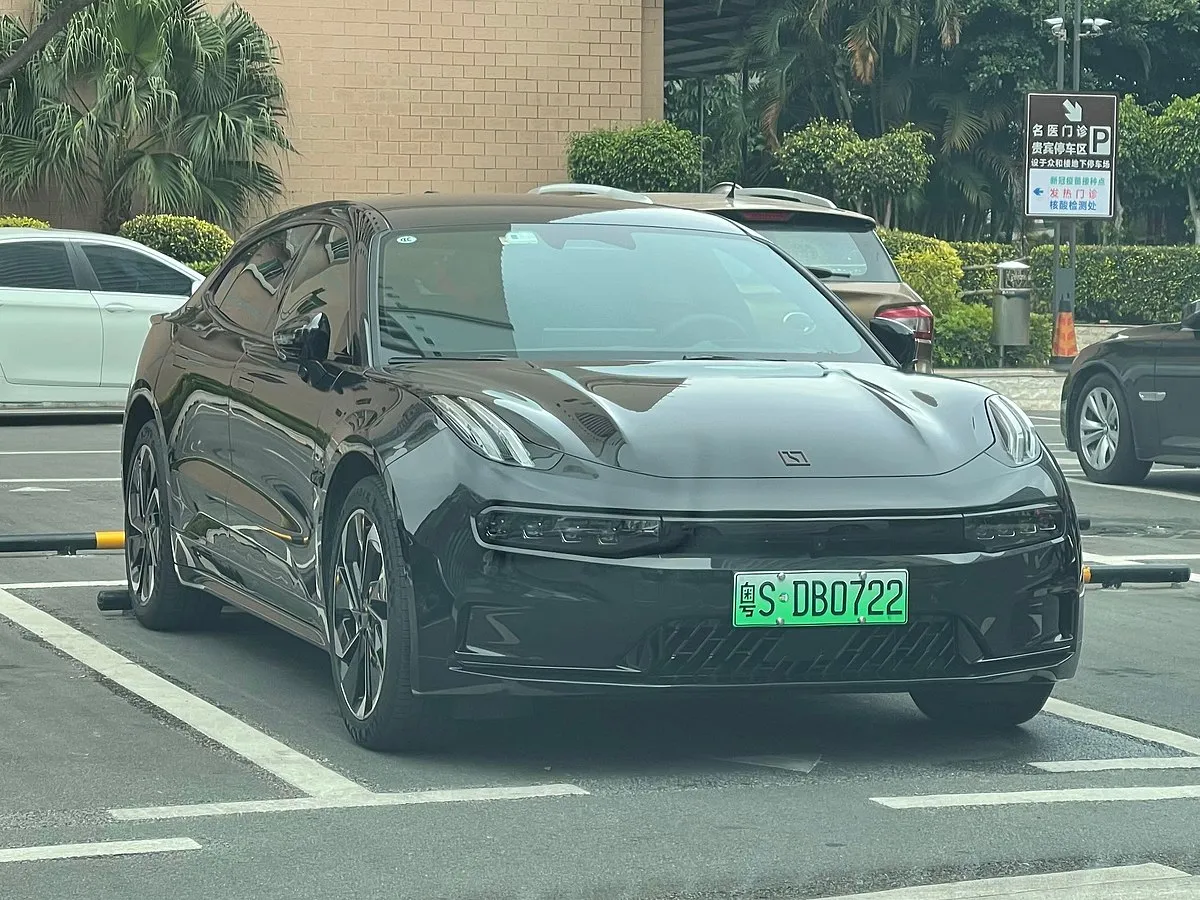 ZEEKR ZEEKR 001 2026 ZEEKR 001 Long Range - Image 4